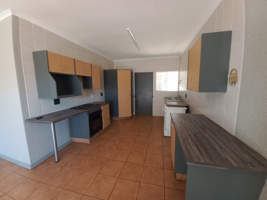 2 Bedroom Property for Sale in Safari Gardens North West